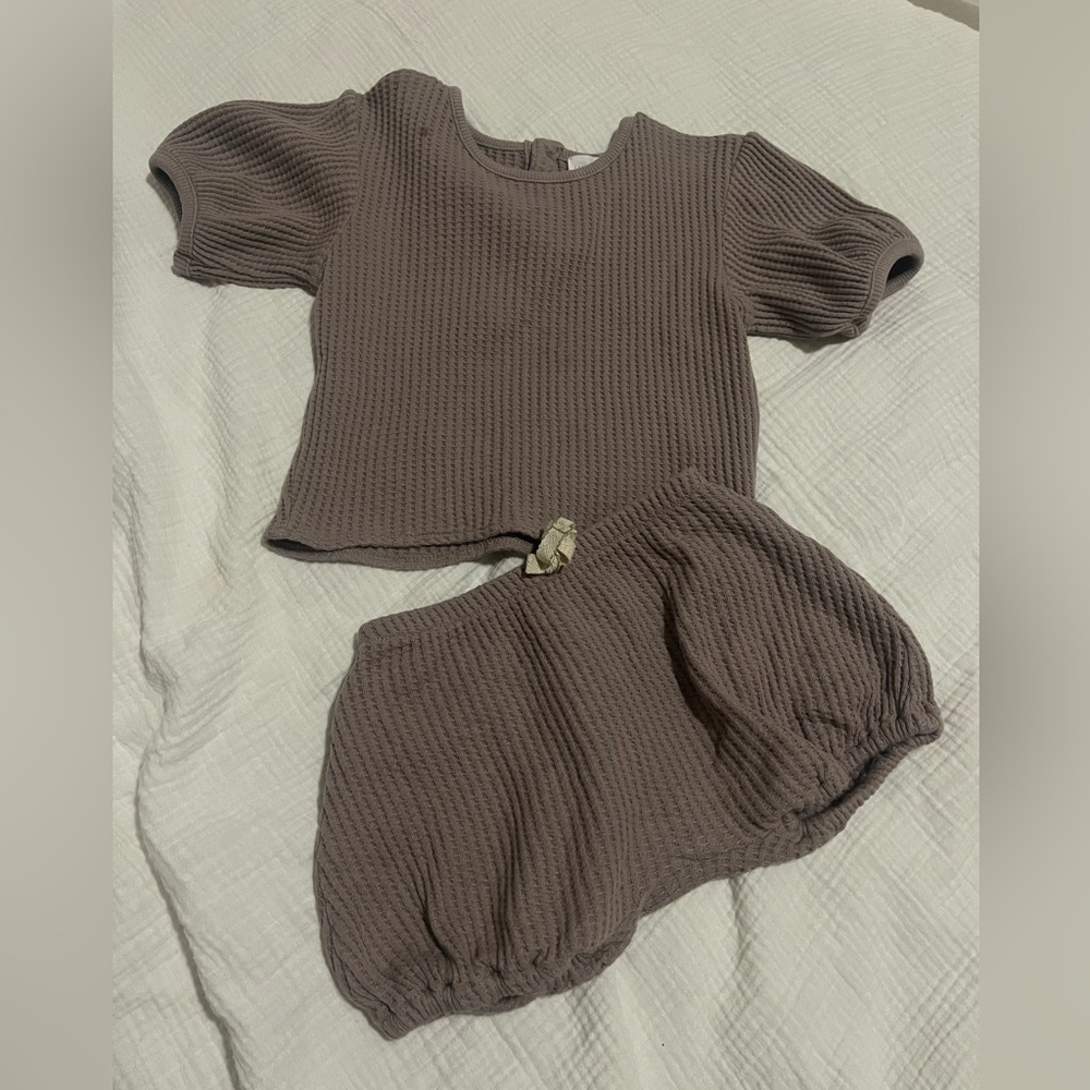 Jamie Kay waffle top and shorts size 2